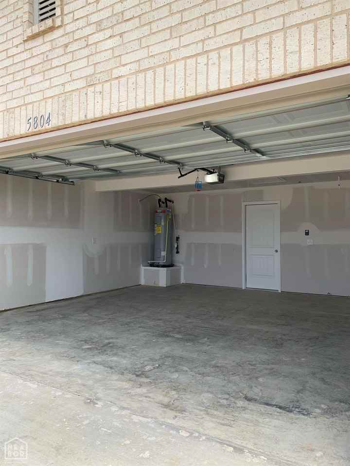 5804 Boone St - Photo 4 of 21