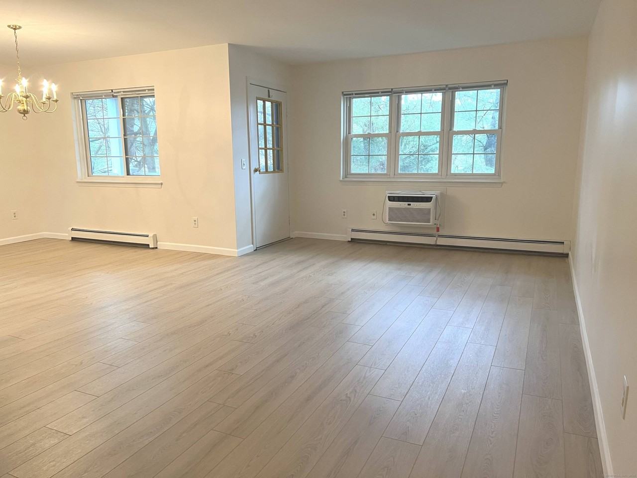 2955 Madison Unit# #4 - Photo 3 of 32