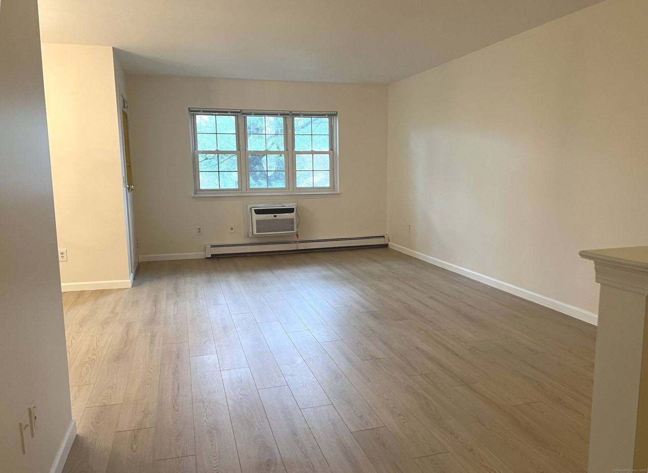 2955 Madison Unit# #4 - Photo 4 of 32