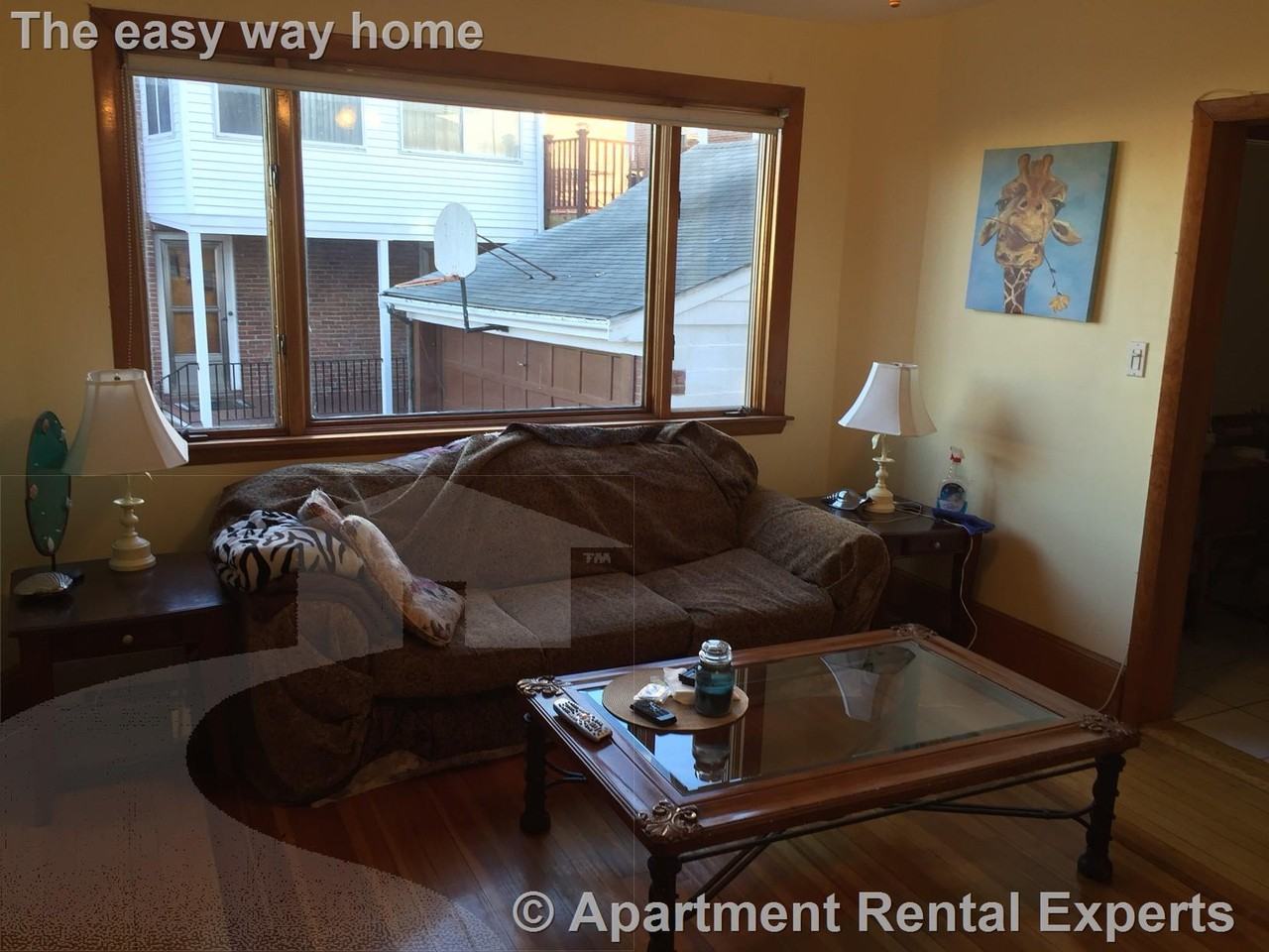 10 Windsor Rd #1 - Photo 2 of 11