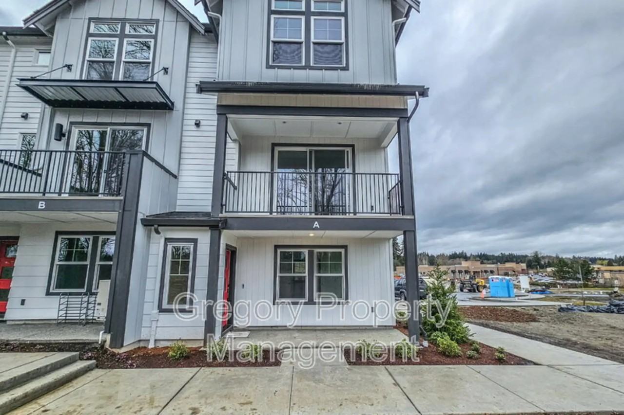 20354 91st Ave Ne - Photo 3 of 33