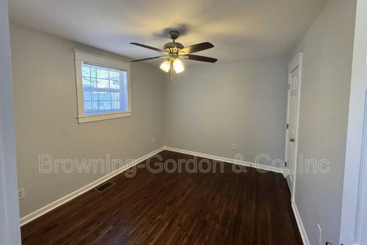 1404A Caldwell Ave - Photo 2 of 7