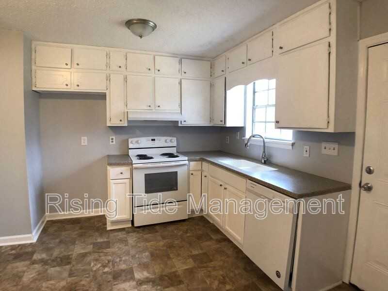 617 Lamberth Dr - Photo 3 of 13