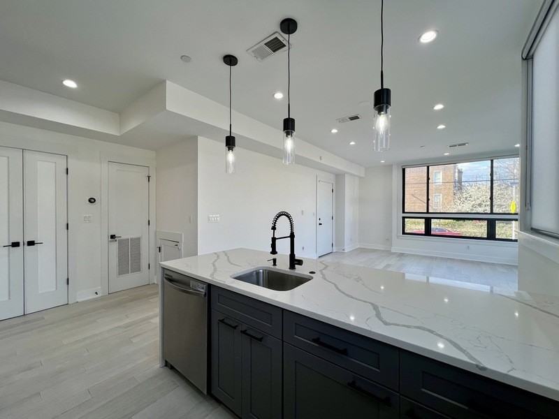 800 Kennedy St Nw #3 - Photo 7 of 29