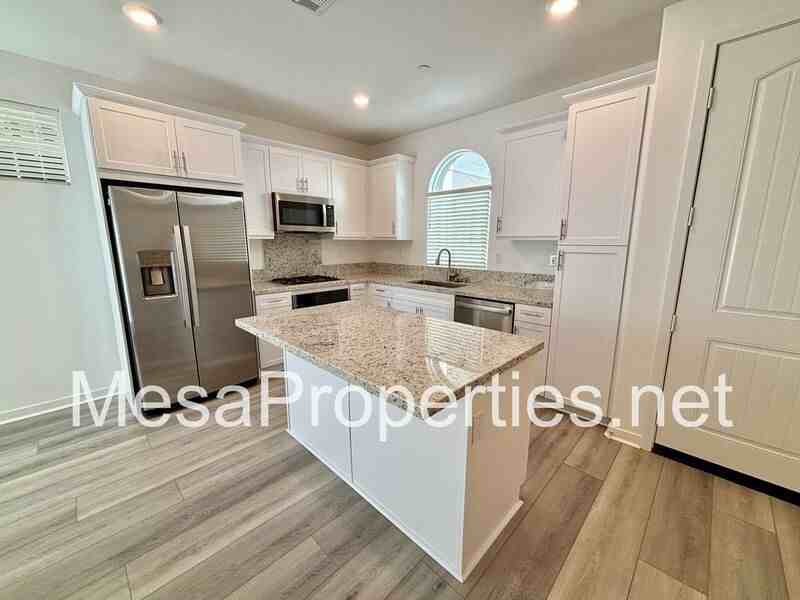 5084 E Ferguson Privado - Photo 5 of 32
