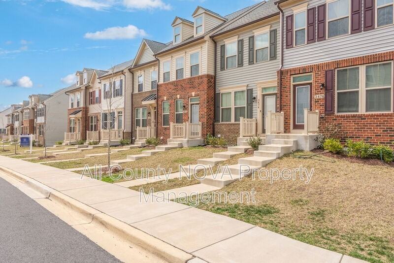 3472 Jacobs Ford Way - Photo 3 of 45