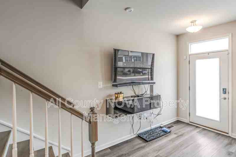 3472 Jacobs Ford Way - Photo 7 of 45
