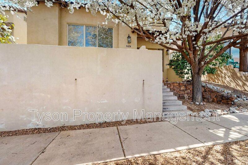 5124 San Adan Ave Nw - Photo 4 of 32