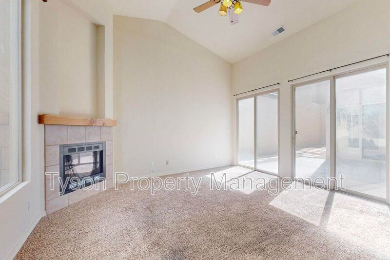 5124 San Adan Ave Nw - Photo 6 of 32