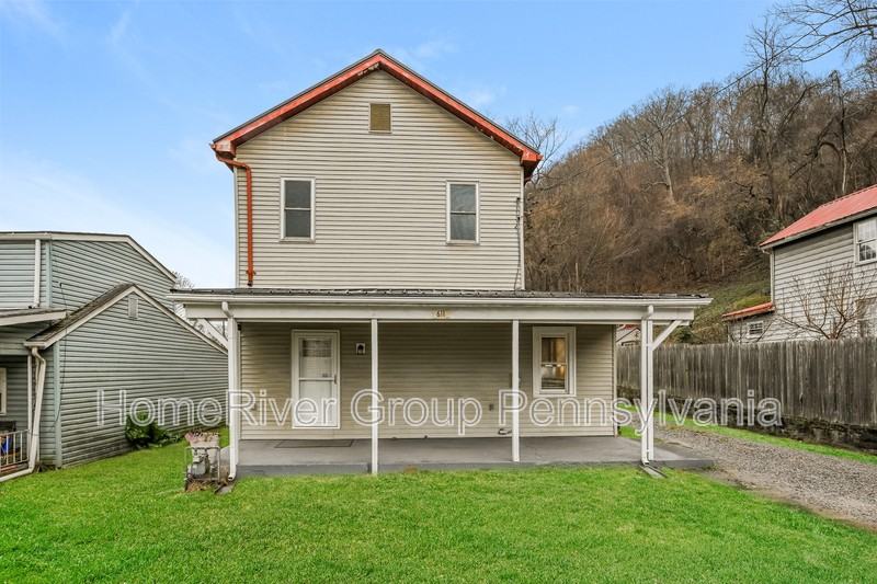 611 Wabash St - Photo 2 of 19