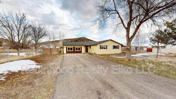 featured image of 778 Lamont Dr