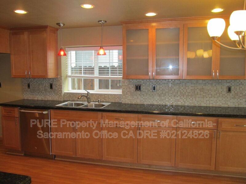 3228 Boulder Creek Way - Photo 7 of 33