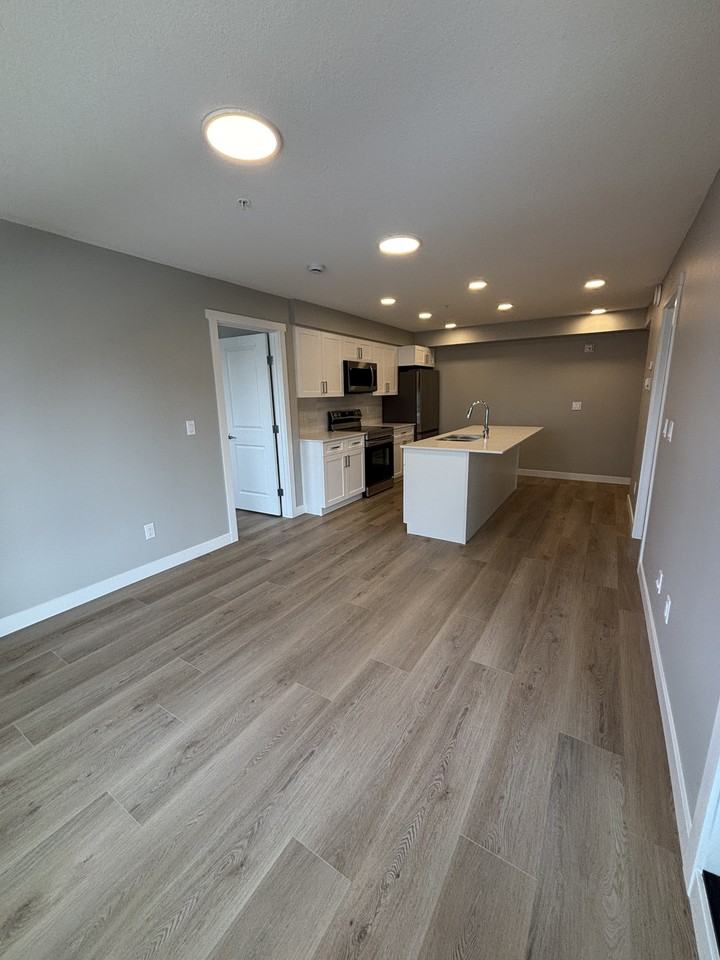 400 Tamarack Green Nw - Photo 7 of 17