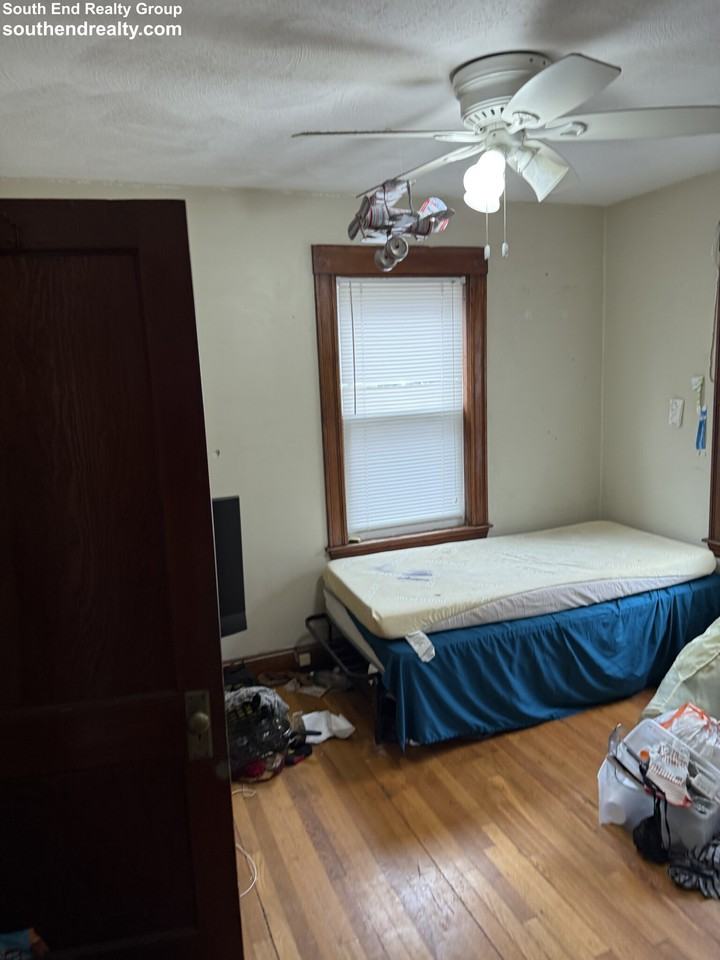 28 Thelma Rd #2 - Photo 7 of 27