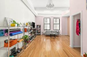 featured image of Hanover Sq #5A