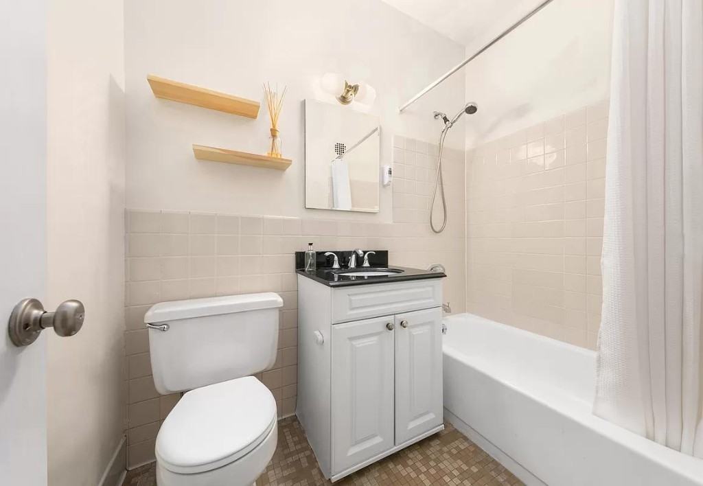 Hanover Sq #5A - Photo 5 of 6