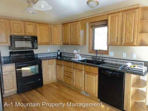 34404 Nelson Ave - Photo 3 of 17