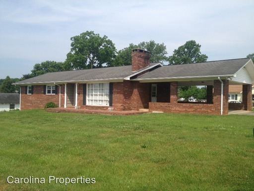 380 Cricket Clubhouse Rd - Photo 3 of 25