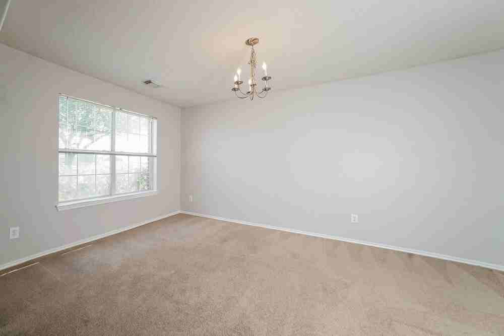 13030 Sandhill Park Ln - Photo 7 of 17