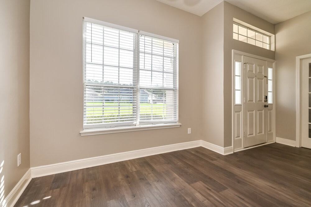 1572 Timber Trace Dr - Photo 4 of 16