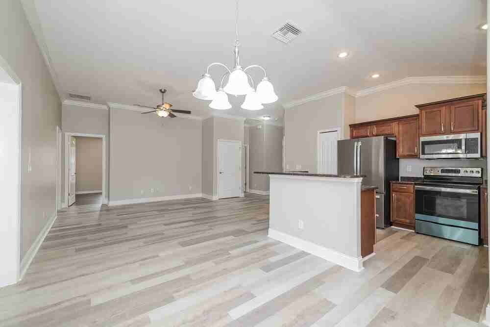 4477 Manica Dr - Photo 4 of 16