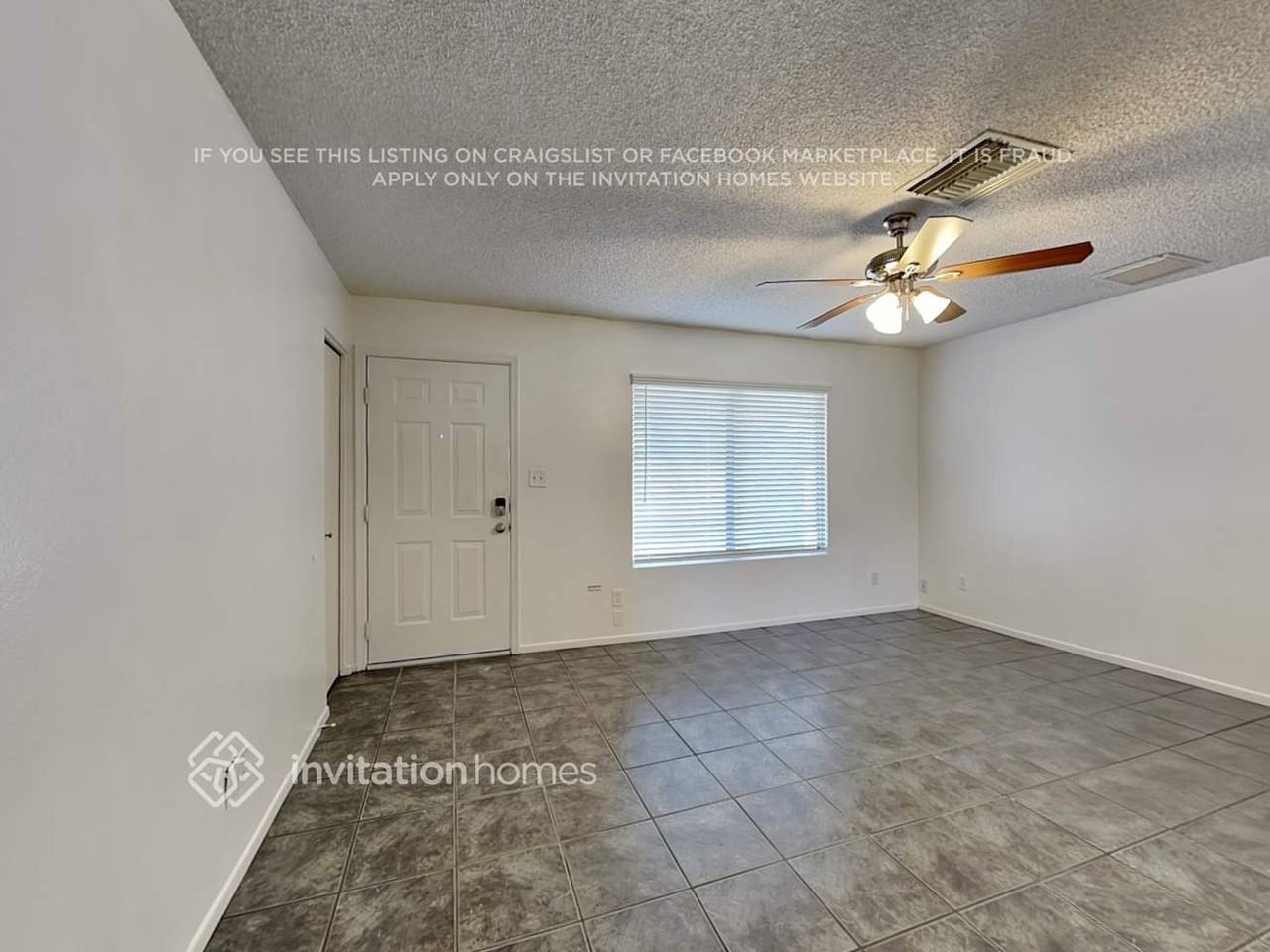 1358 N Ashland - Photo 3 of 18