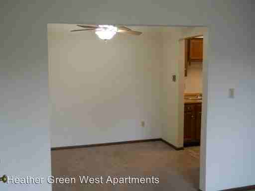 Trade Square West - Photo 3 of 16