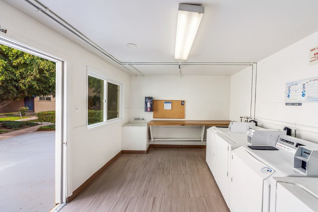 Patio Gardens Apartments - Photo 6 of 9