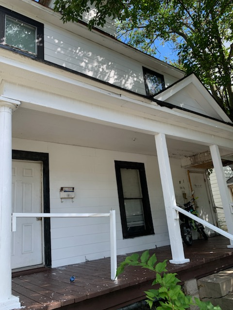 101 S Nebraska St #1-2 - Photo 3 of 10