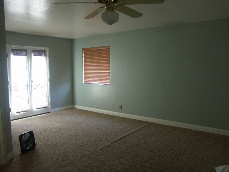 1020 Fourier Dr - Photo 2 of 6