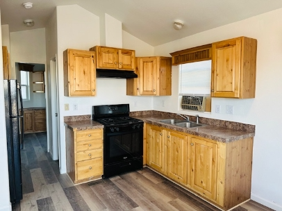 100 Dallas Space #8 - Photo 2 of 5