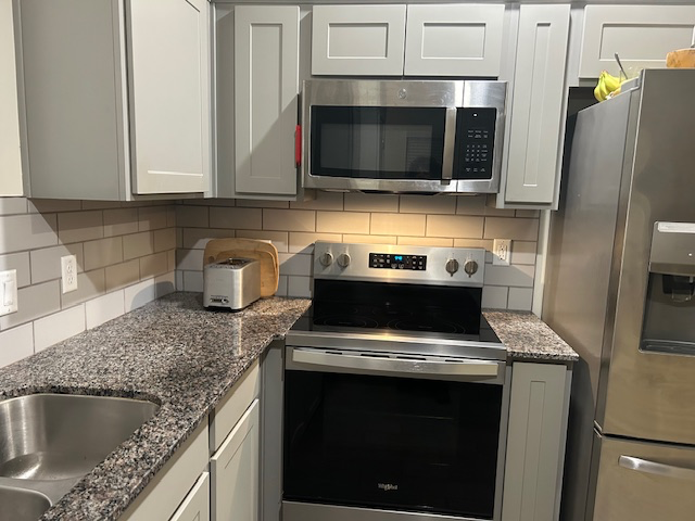 2273 W Echo Ln - Photo 2 of 14