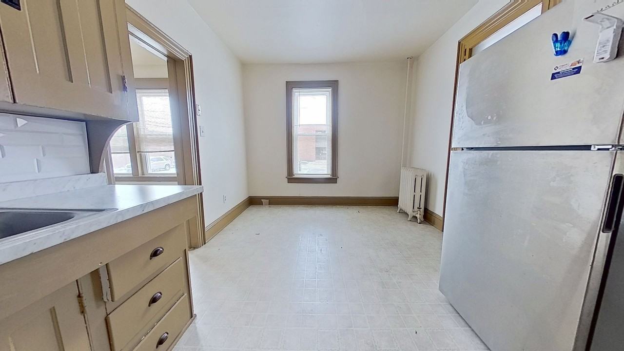 17 W Park Ave - Photo 7 of 14