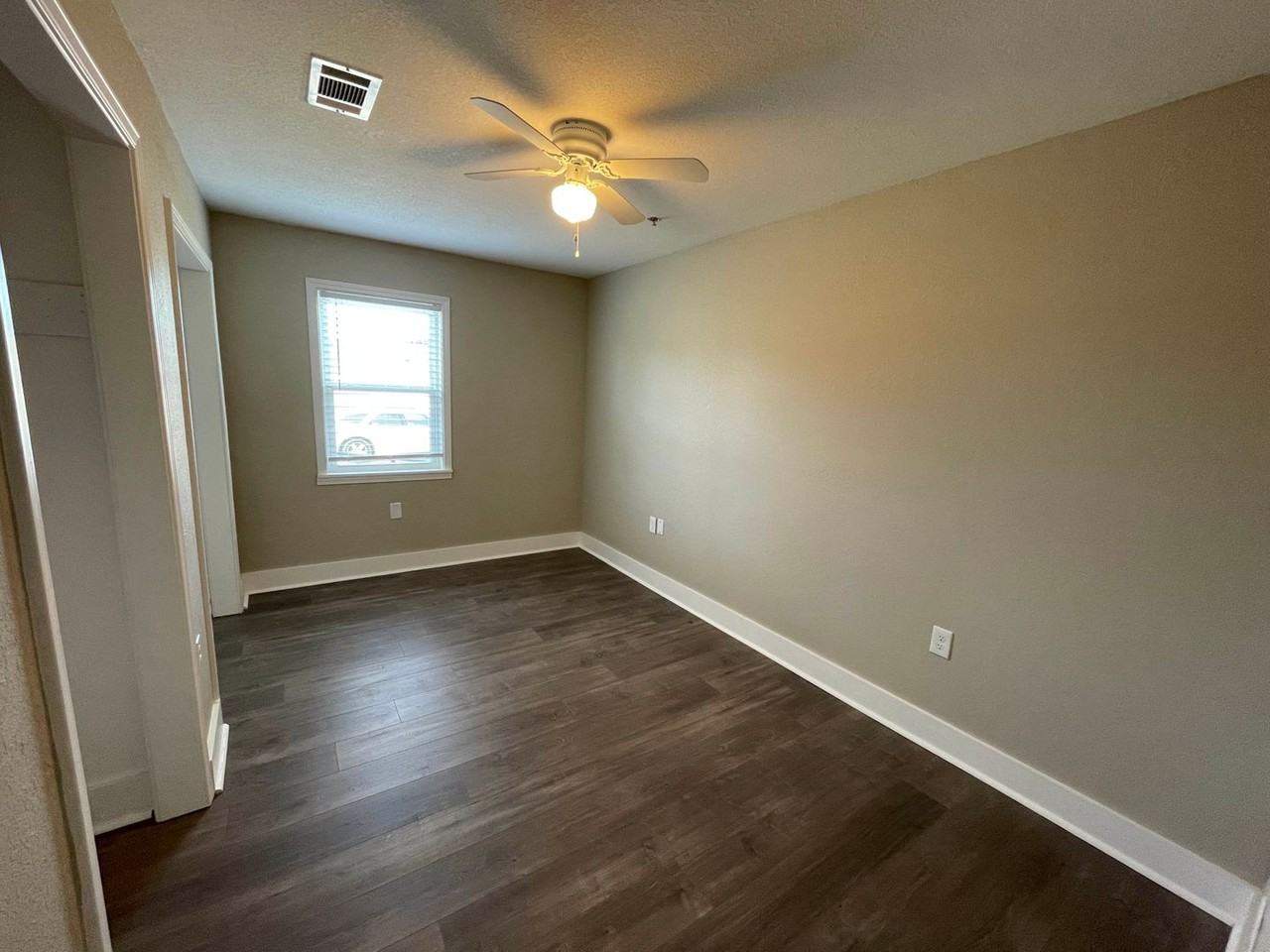 Vue on Dudley - Photo 6 of 24