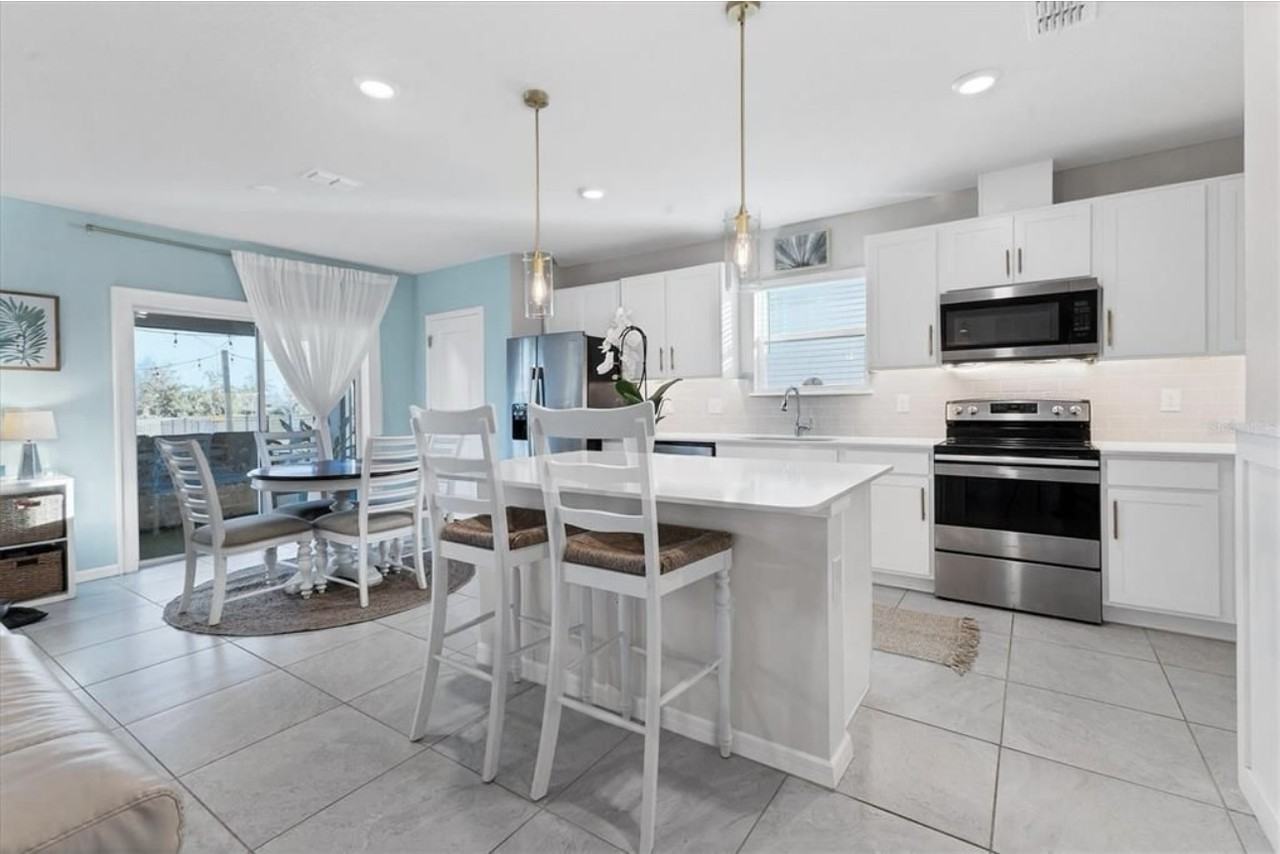 9091 Royal River Cir #NA - Photo 5 of 18