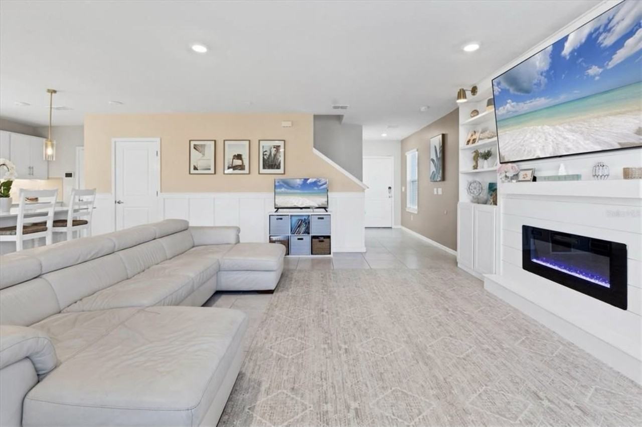 9091 Royal River Cir #NA - Photo 3 of 18