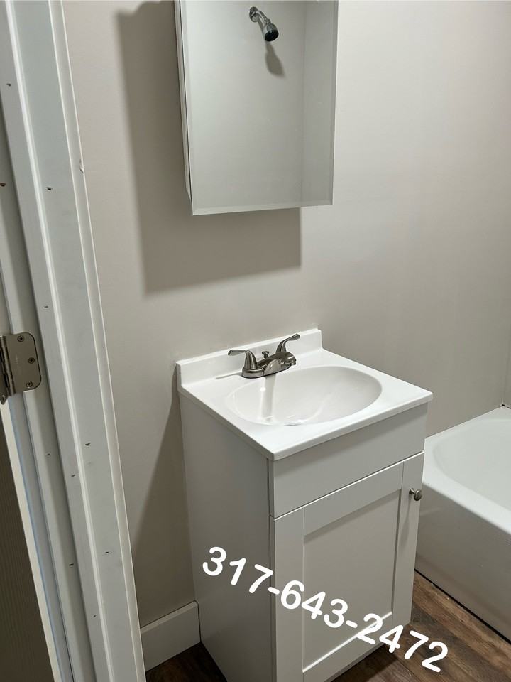 3417 S Carey St #NA - Photo 3 of 7