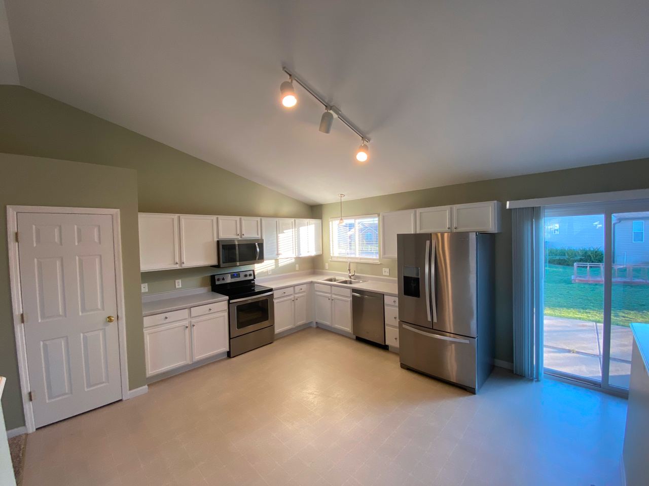 301 Double Creek Dr #NA - Photo 6 of 25