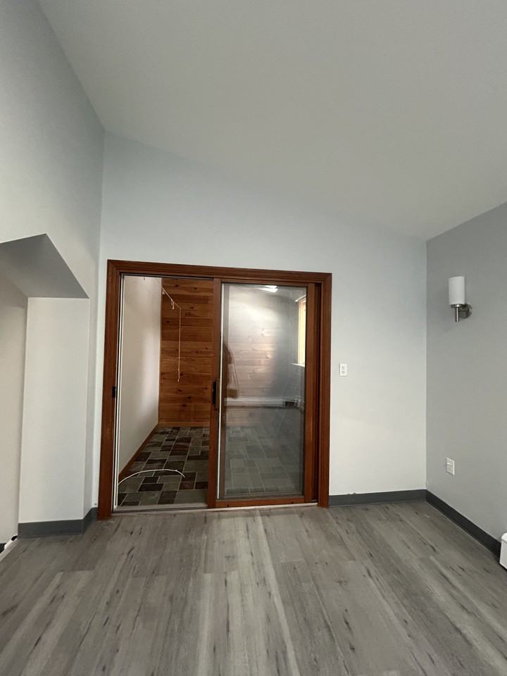 1607 3rd Ave #2 - Photo 3 of 26