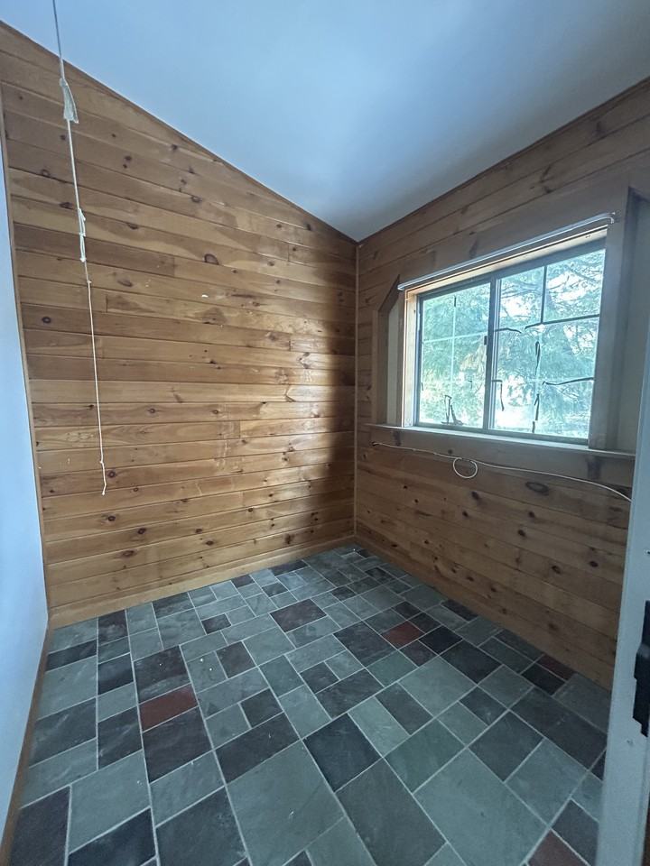 1607 3rd Ave #2 - Photo 4 of 26