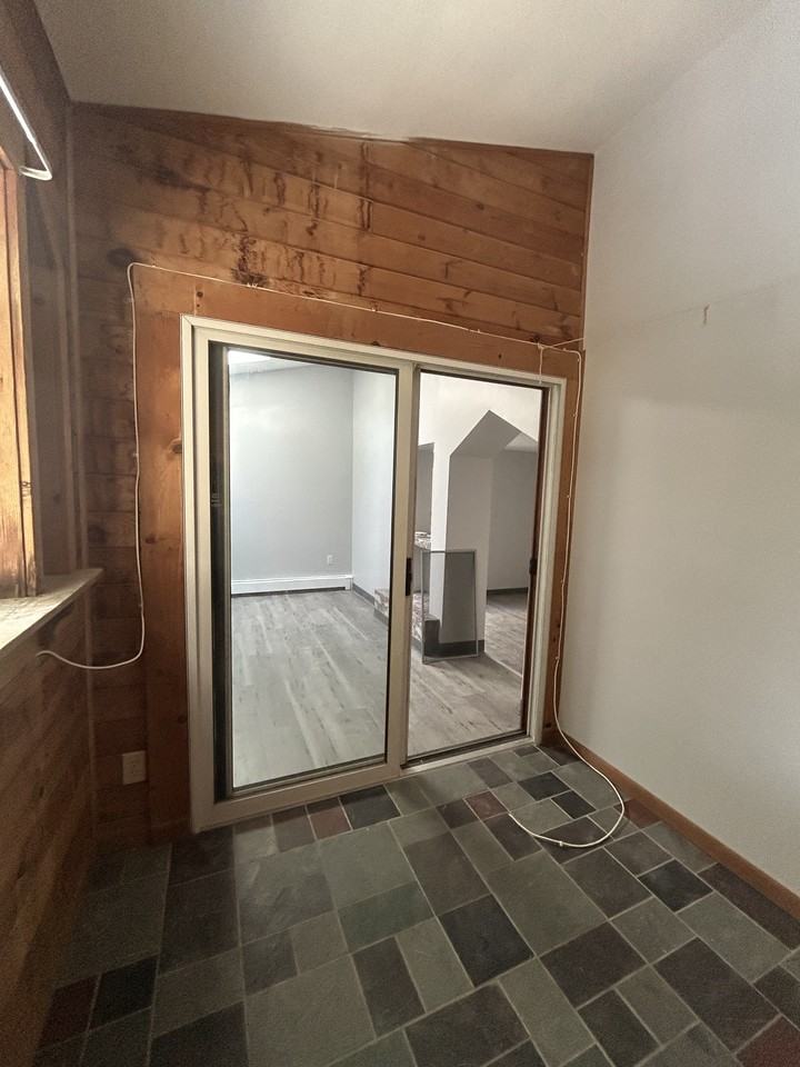 1607 3rd Ave #2 - Photo 5 of 26