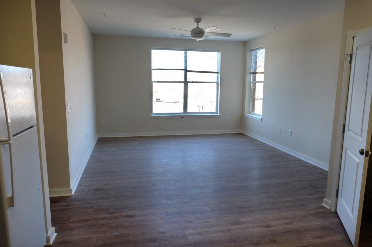 Walbrook Mill Apartments - Photo 4 of 10