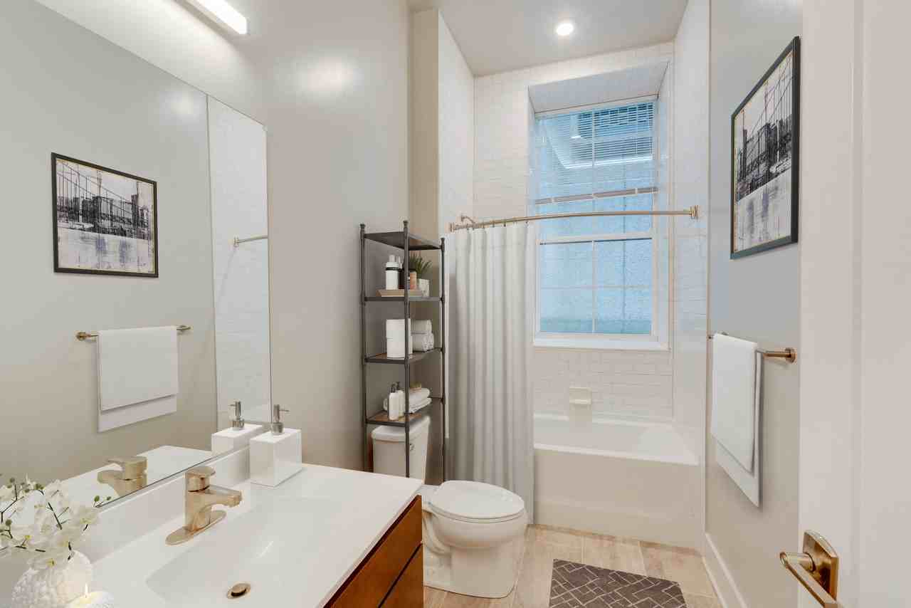 22 Light Apartments - Photo 6 of 18