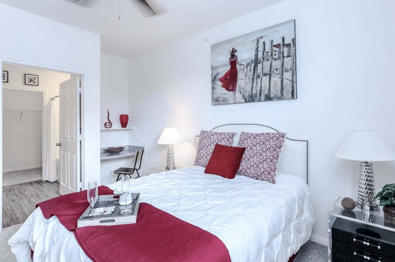 The Cove Apartments - Photo 7 of 29