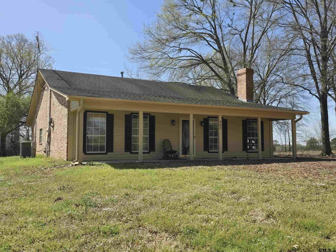 902 County Road 1331 - Photo 3 of 17