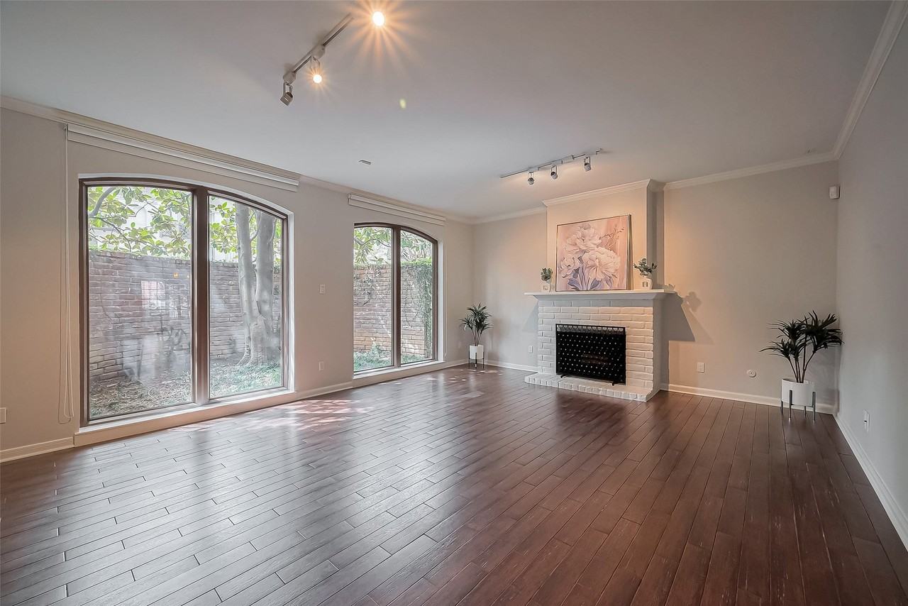 2323 Bering Dr - Photo 6 of 49