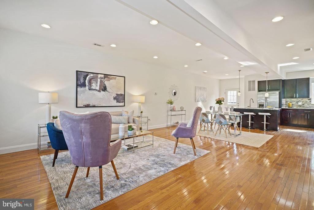 4619 Georgia Avenue Northwest - Photo 5 of 17