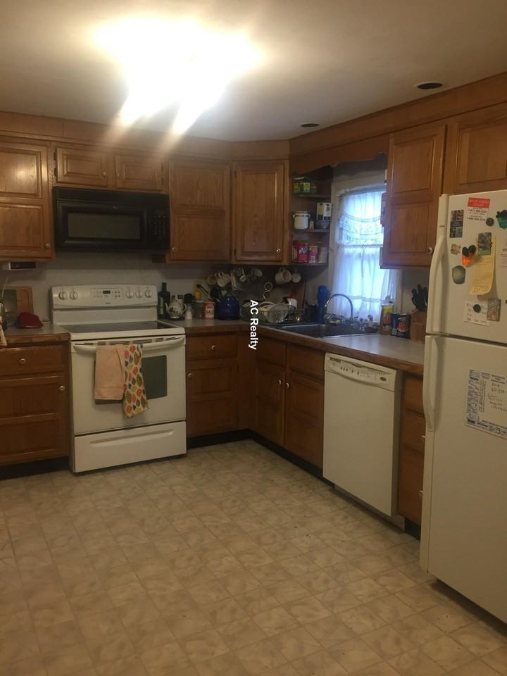 18 Hinds Rd - Photo 4 of 19