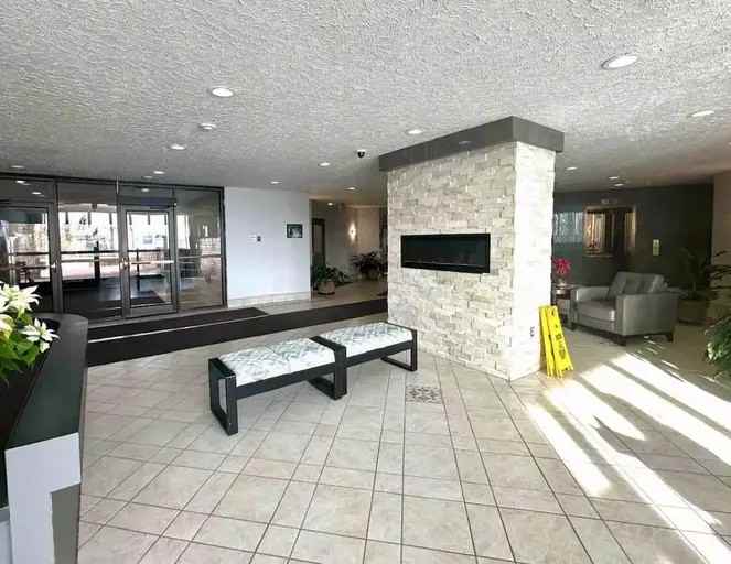 405 Waverley St #502 - Photo 2 of 9