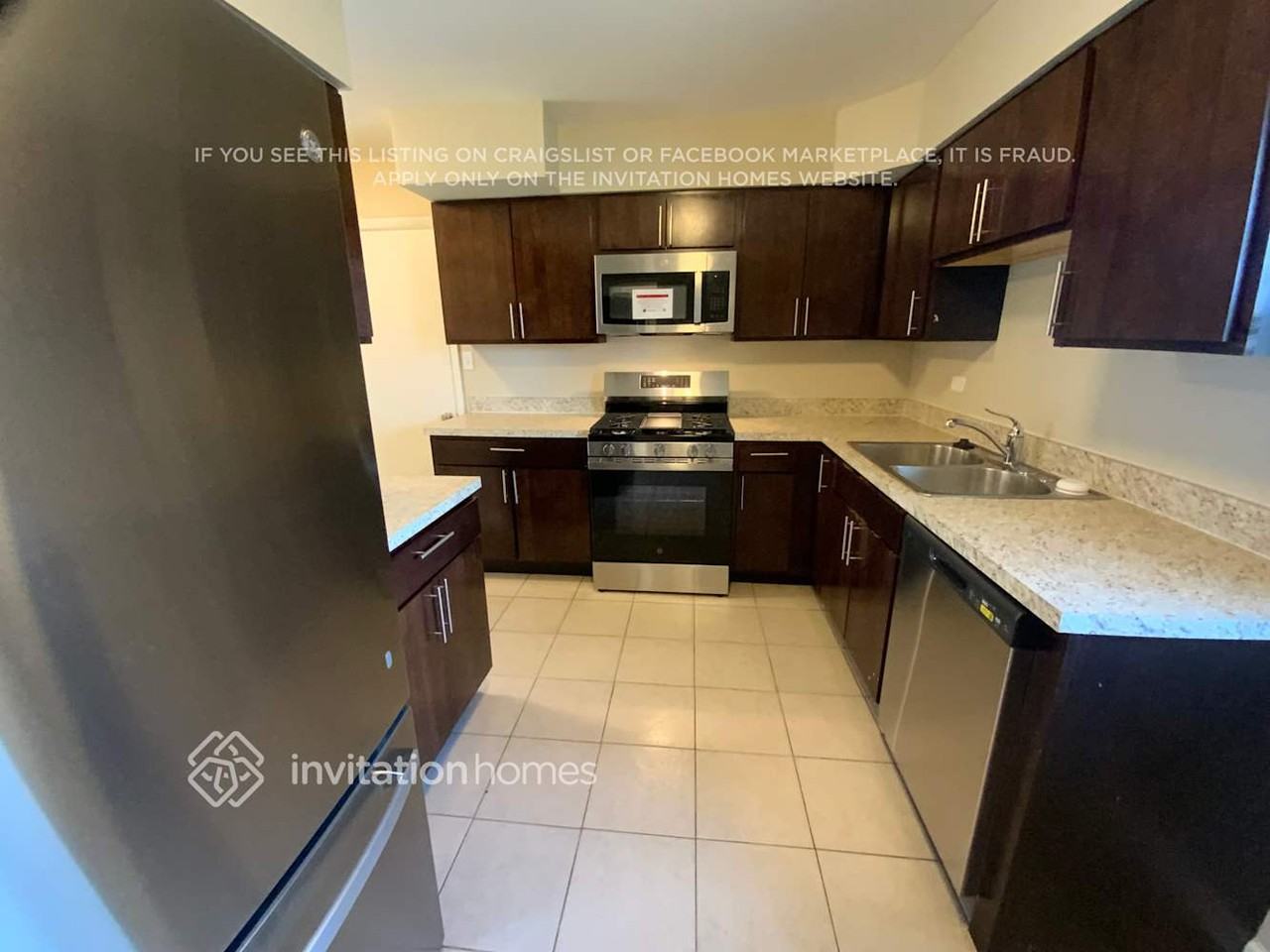 906 E Sayles Dr - Photo 6 of 18